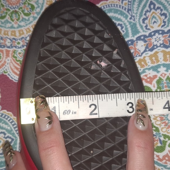 The perfect red flats - Picture 10 of 11